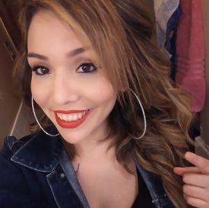 Meet your Posher, Celinda